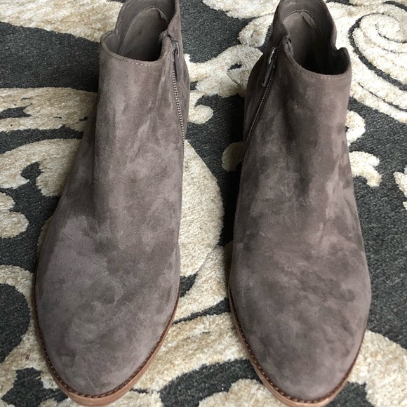 Gianni Bini Tan Leather booties sz 10M - Picture 2 of 8